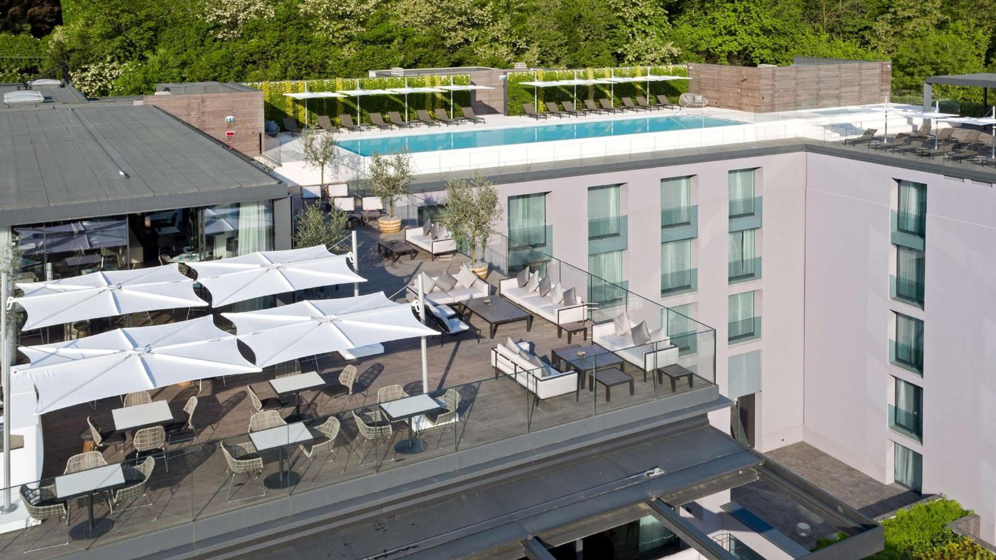 Hilton Côme